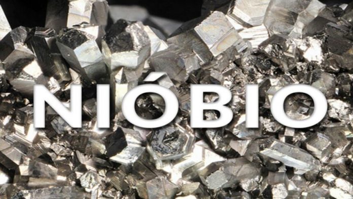 Empresa-mineira-e-a-primeira-startup-do-mundo-a-desenvolver-materiais-de-niobio-avancados-e-solucoes-ineditas-para-setores-de-saude-beleza-e-agronegocio-860x484