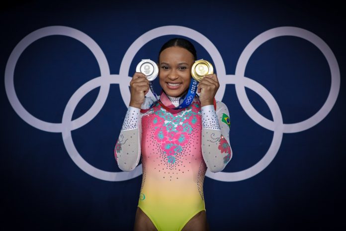 rebeca-andrade-bra-medals-tokyo2020-ago2-18