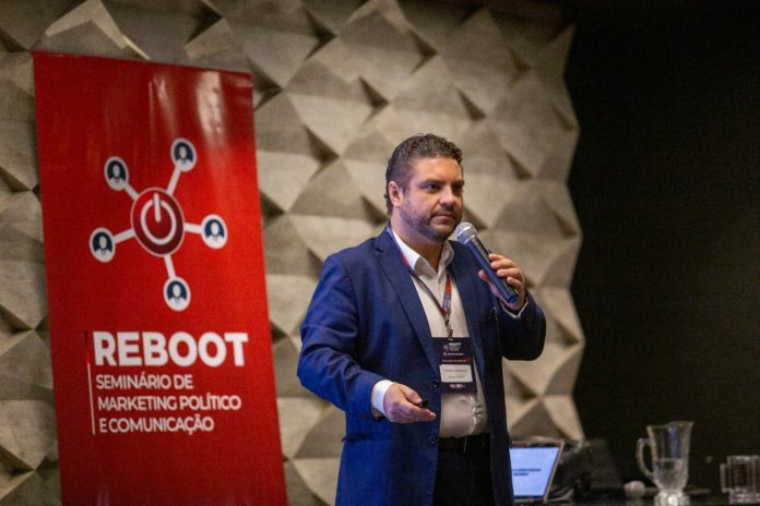 RodrigoGadelhaPor_Assessoria