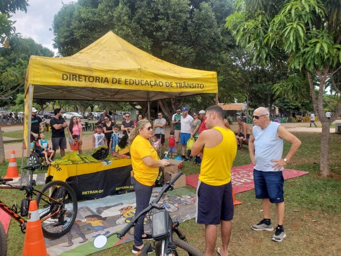 foto educação de trânsito