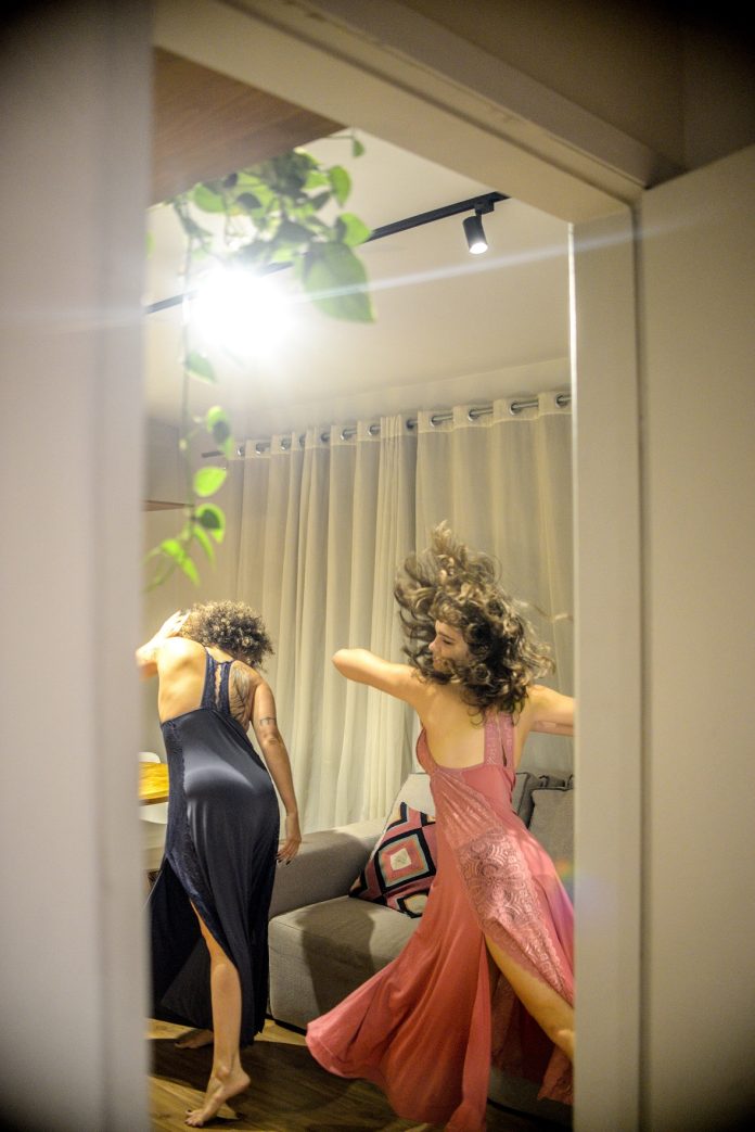 Ao Alcance das Mãos, CenÁpice Cia de dança (Foto Layza Vasconcelos) (1)