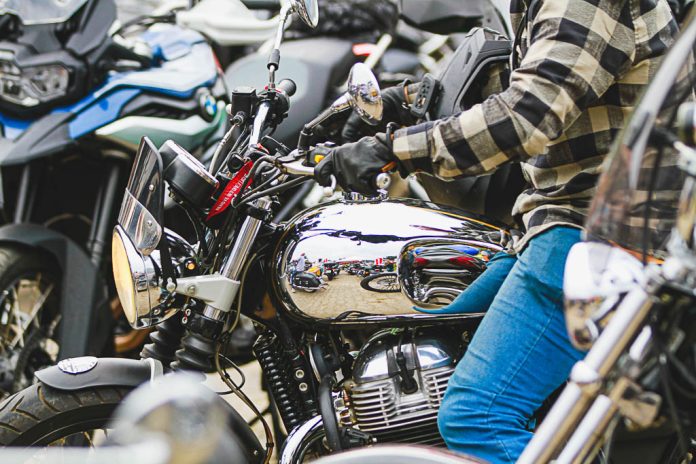 Motos clássicas Royal Enfield (Foto @mcoutinhophoto) (4)