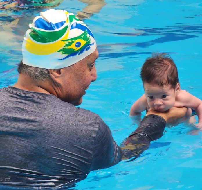 Professor e bebe