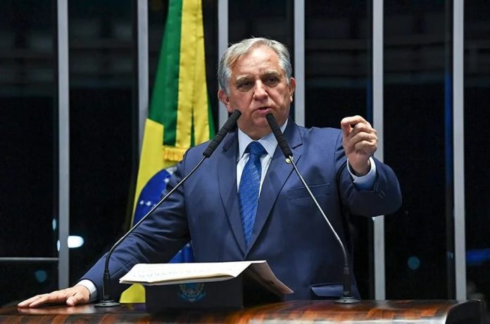 Izalci veto