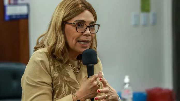 cris monteiro