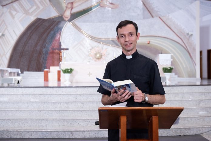 Padre Marcio do Prado