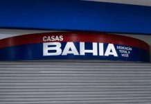 Justiça do Trabalho suspende demissões na Casas Bahia